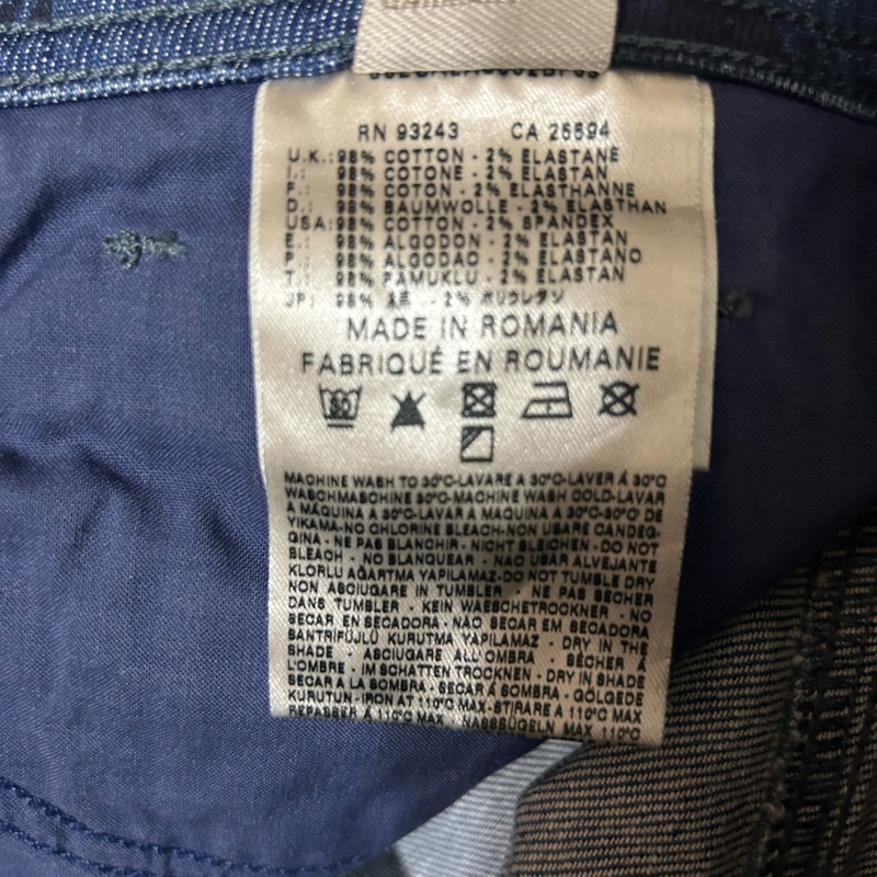 DIESEL 印刷刷洗牛仔褲,商品很新,少穿隨便賣-13