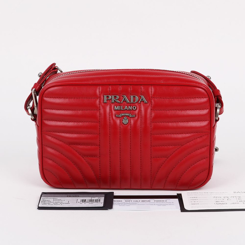 【包稅】PRADA 圖樣 紅色銀鍊單肩包 1BH083-10