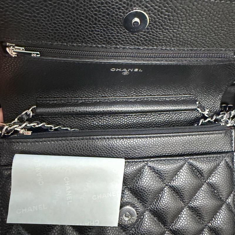 CHANEL 經典黑色woc 鏈條包 芯片款 全新 附原廠 紙袋 緞帶-1