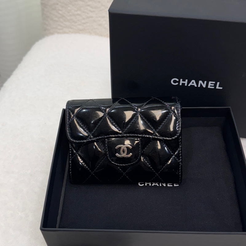 🖤香奈兒卡包🔥送皮穿鏈Chanel黑銀漆皮卡包A31504Y-4