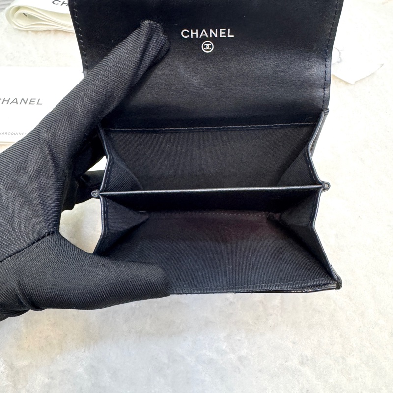 🖤香奈兒卡包🔥送皮穿鏈Chanel黑銀漆皮卡包A31504Y-7
