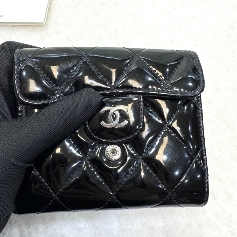 🖤香奈兒卡包🔥送皮穿鏈Chanel黑銀漆皮卡包A31504Y-15