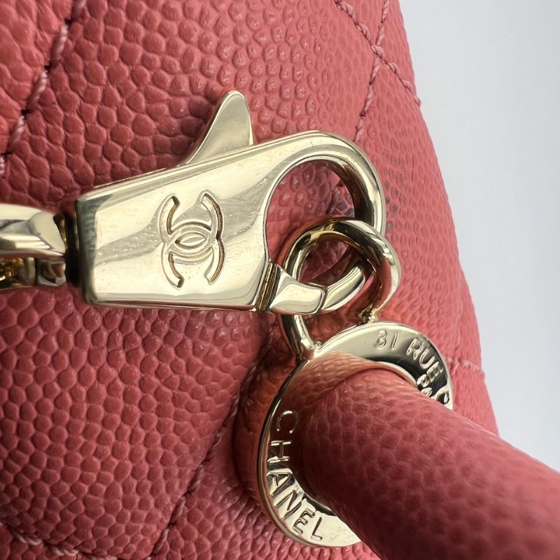 香奈兒紅金手柄小型 Coco Handle 手提斜背兩用包-18