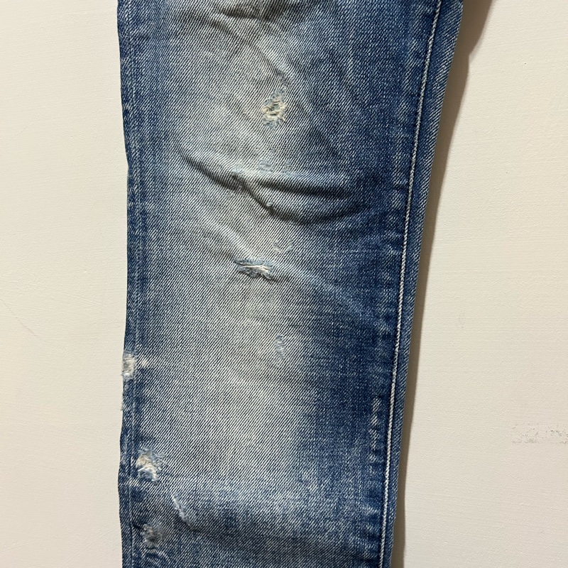 DIESEL刷白刷破牛仔褲-5