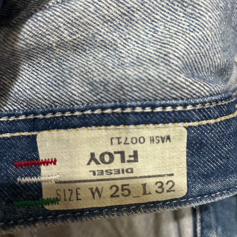 DIESEL刷白刷破牛仔褲-12