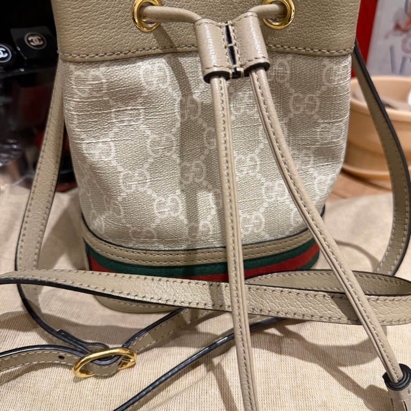 🌟Gucci 燕麥色水桶包-0