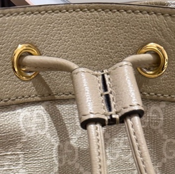 🌟Gucci 燕麥色水桶包-10