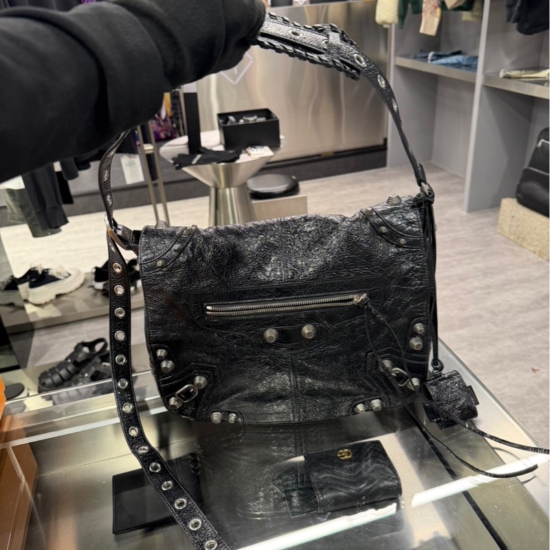 Balenciaga Le Cagole 郵差包-2