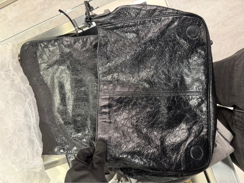 Balenciaga Le Cagole 郵差包-6