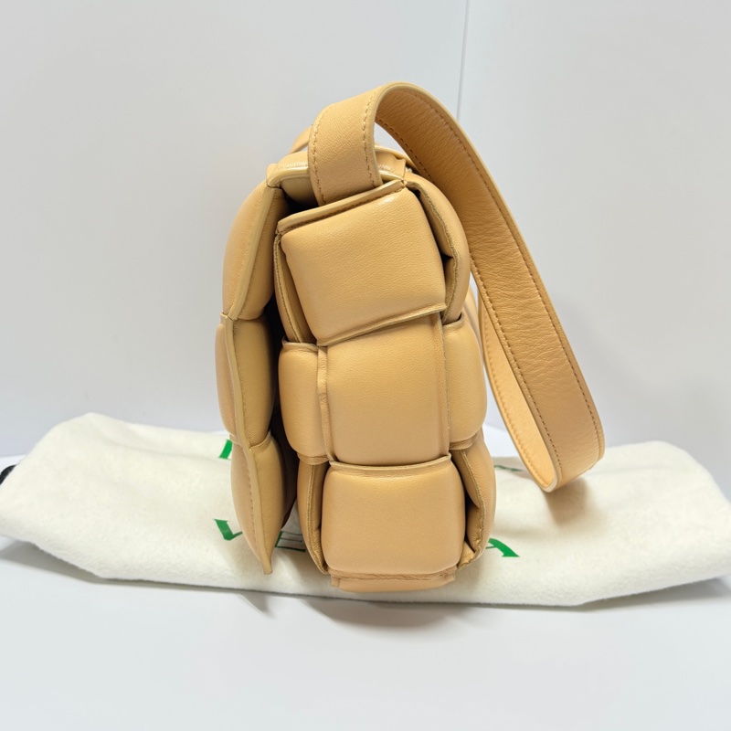 【軟糯糯🤤超Q彈】 BV 編織包 枕頭包 羊皮超柔嫩（專櫃13萬）-6