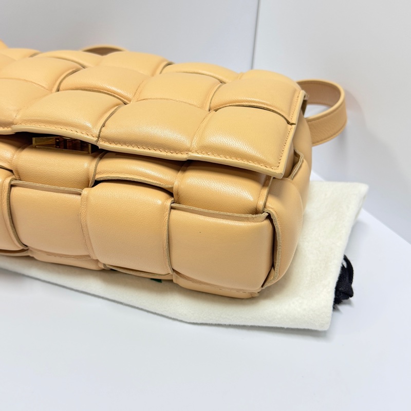 【軟糯糯🤤超Q彈】 BV 編織包 枕頭包 羊皮超柔嫩（專櫃13萬）-9