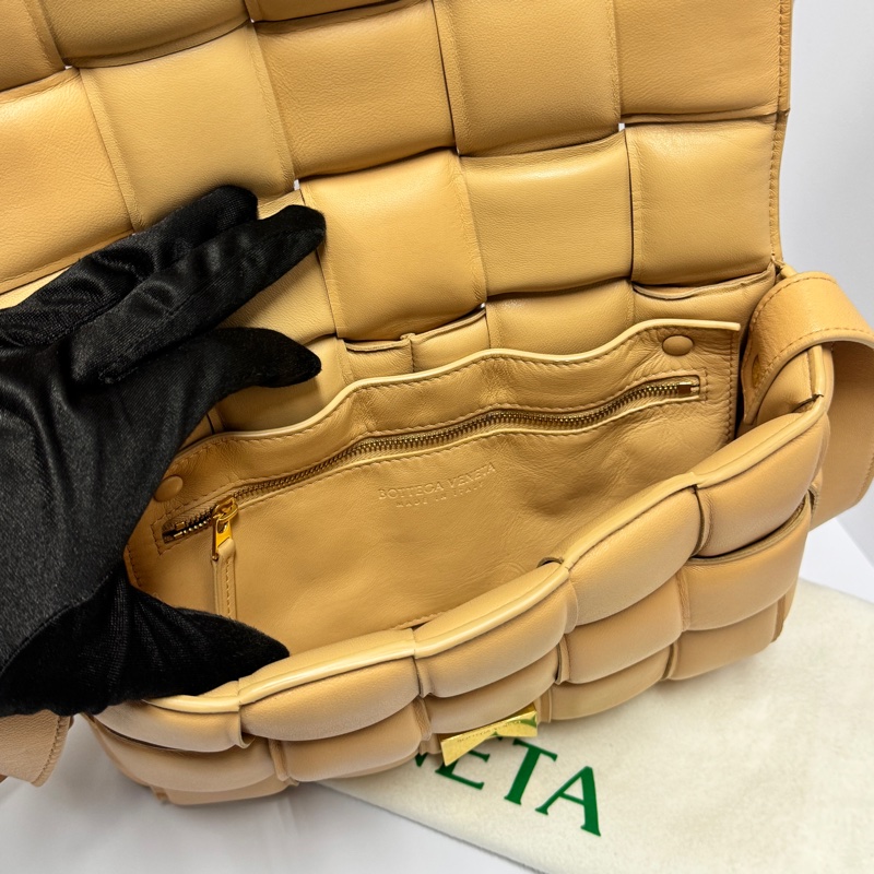 【軟糯糯🤤超Q彈】 BV 編織包 枕頭包 羊皮超柔嫩（專櫃13萬）-17