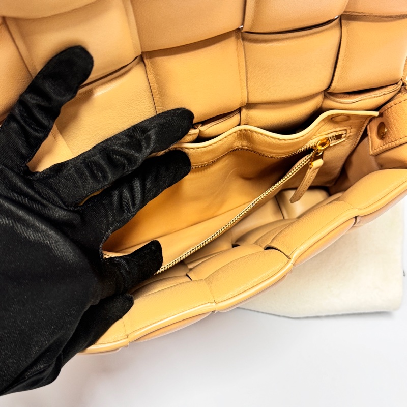 【軟糯糯🤤超Q彈】 BV 編織包 枕頭包 羊皮超柔嫩（專櫃13萬）-18