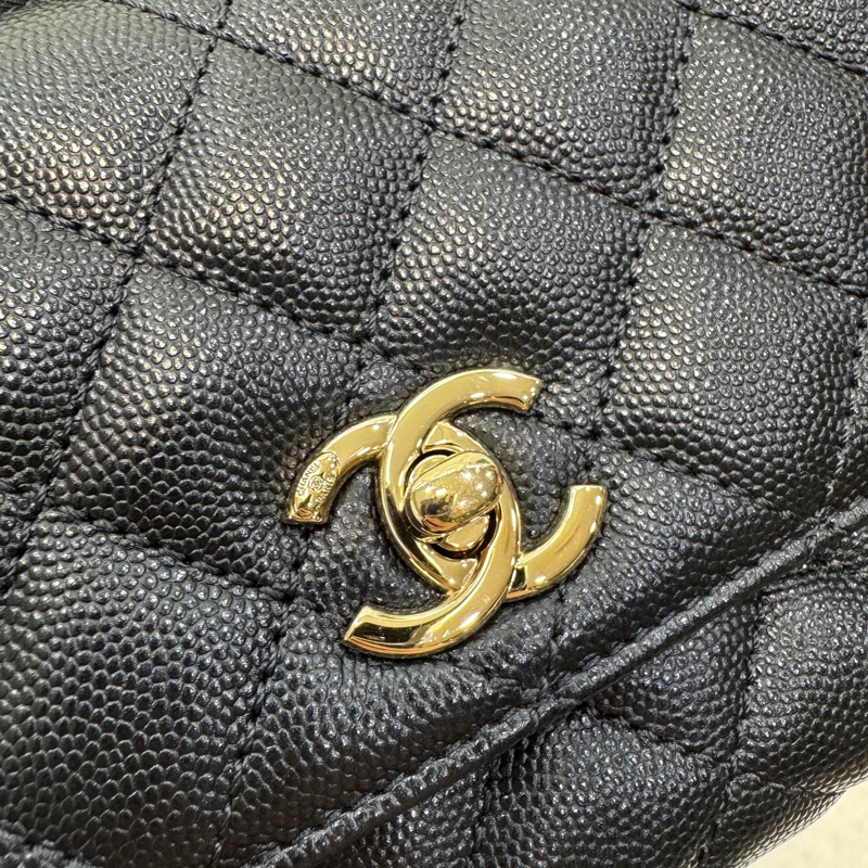 🖤香奈兒憨豆CHANEL黑金荔枝皮MINI COCO HANDLE AS2215-22