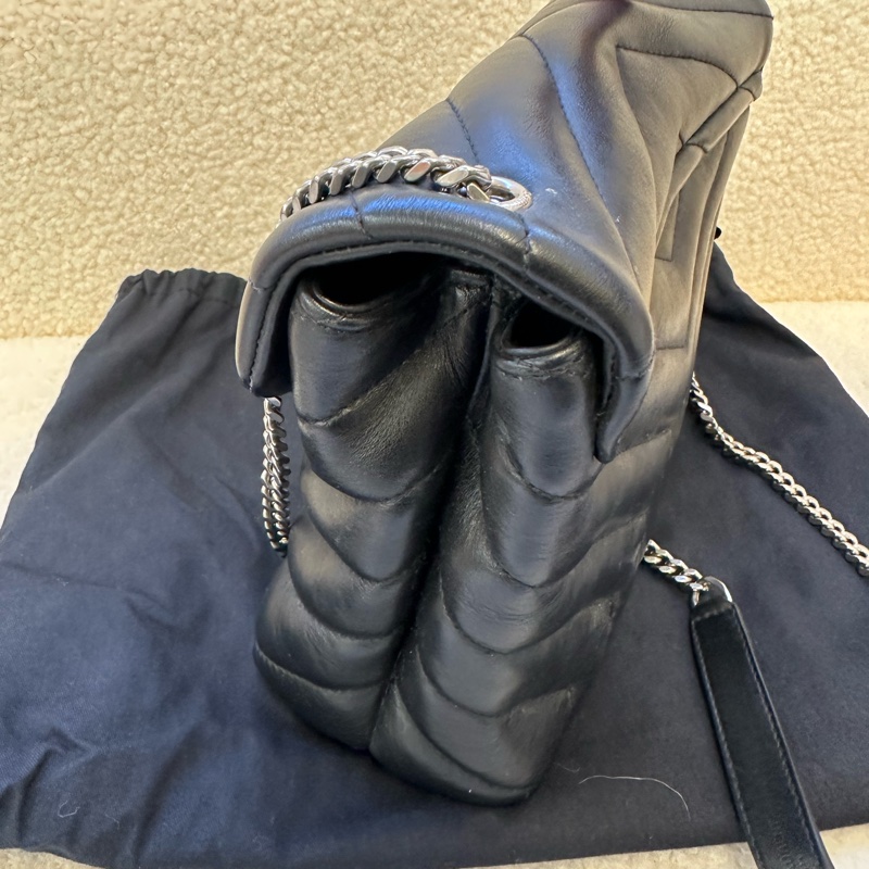 YSL/聖羅蘭黑銀 LouLou方胖子單肩包 中號尺寸底長24cm，原始成色狀態極佳。附防塵袋-2