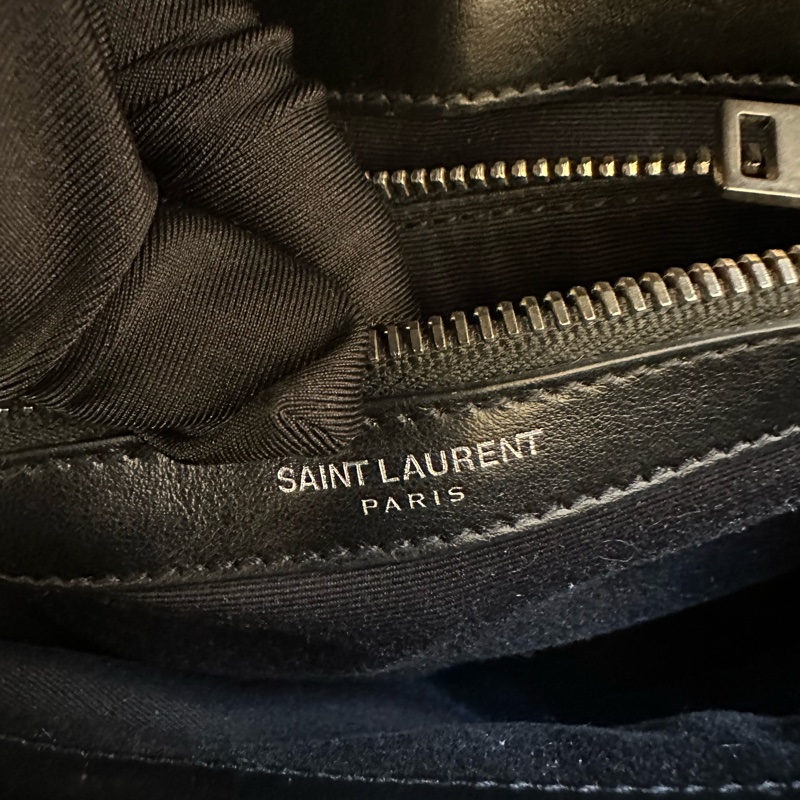 YSL/聖羅蘭黑銀 LouLou方胖子單肩包 中號尺寸底長24cm，原始成色狀態極佳。附防塵袋-8
