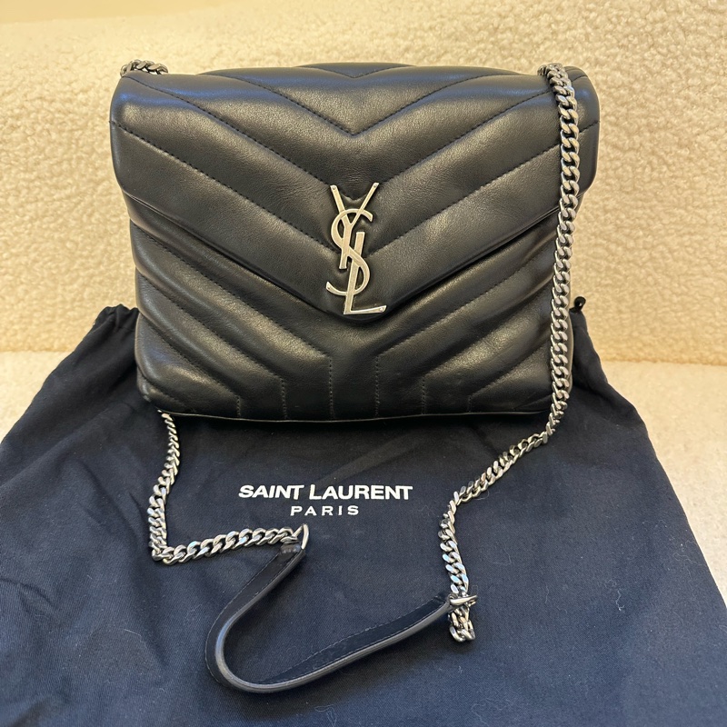 YSL/聖羅蘭黑銀 LouLou方胖子單肩包 中號尺寸底長24cm，原始成色狀態極佳。附防塵袋-10
