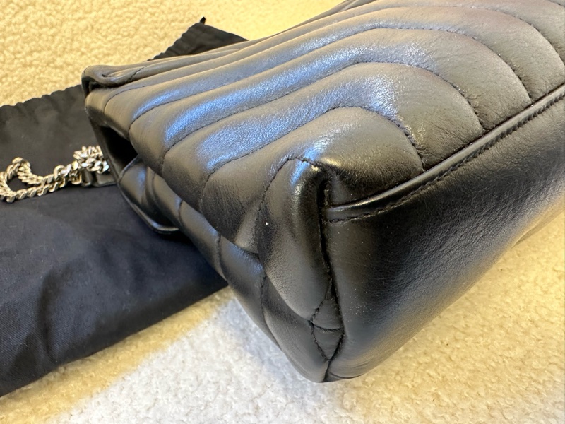 YSL/聖羅蘭黑銀 LouLou方胖子單肩包 中號尺寸底長24cm，原始成色狀態極佳。附防塵袋-16