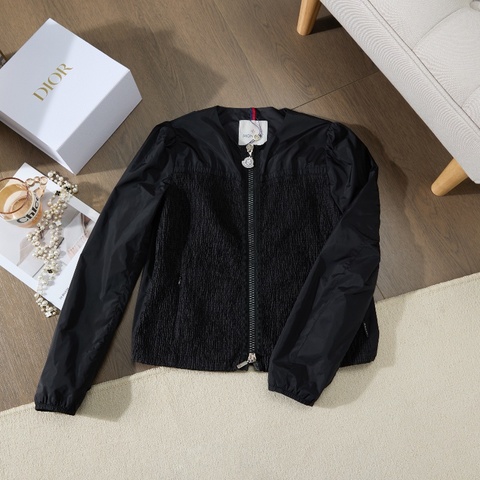 ❤️ MONCLER 百搭款 黑色簡約外套