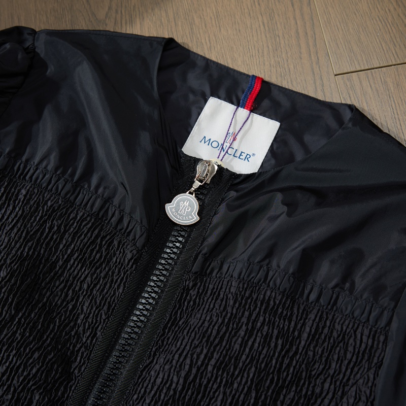 ❤️ MONCLER 百搭款 黑色簡約外套-1