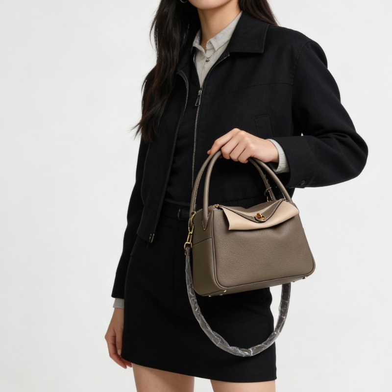 Hermes lindy26 大象灰金扣26×15×14cm 全新閒置配件塵袋鎖鑰匙盒子-0