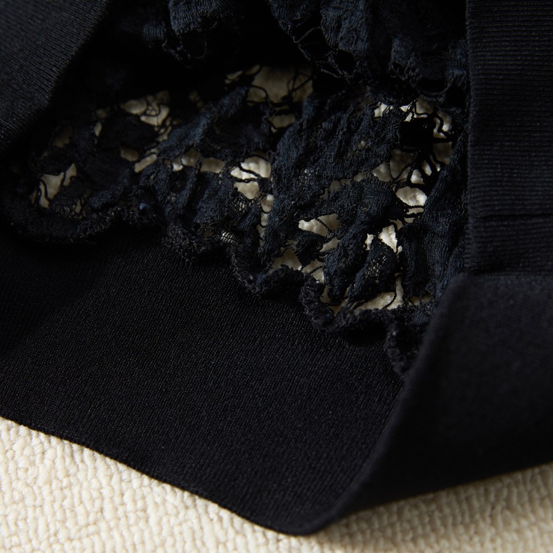 ❤️ VALENTINO LOGO款 蕾絲連帽上衣 時尚設計搭配出你的獨特氣質-6