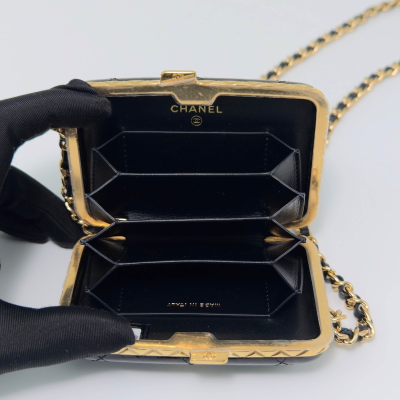 CHANEL 21早秋高級手工坊城堡系列漆皮菱格紋鏈條包 11*7*2 99新配件盒子塵袋保卡-2