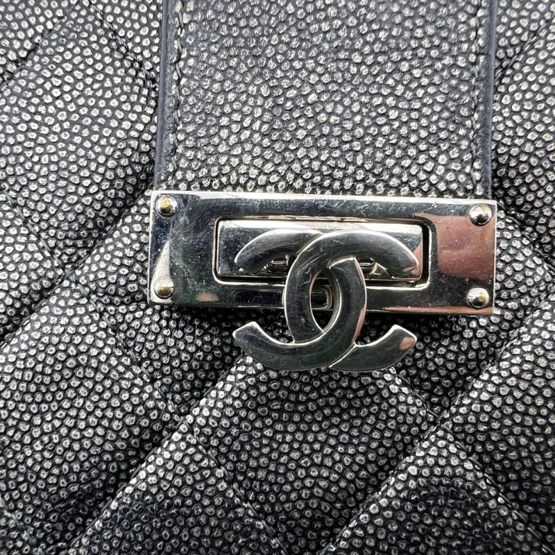 香奈兒黑銀魚子醬菱格紋手拿包錢包-19