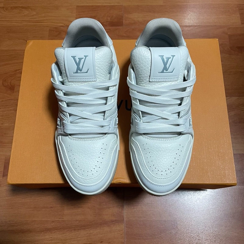 Lv Trainer白水泥 路易威登灰白配色 低幫時尚板鞋 37.5碼-2