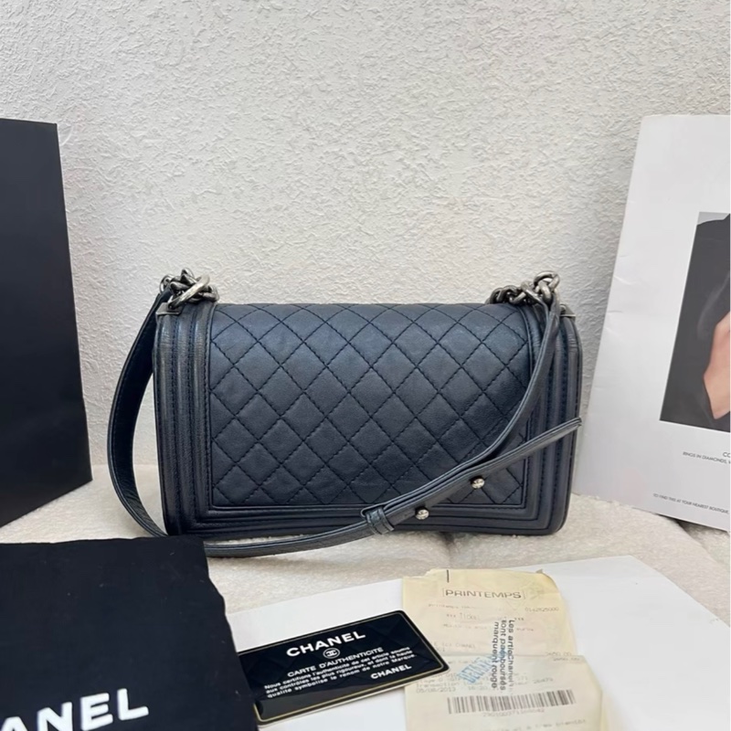 Chanel le boy medium size 25cm-1