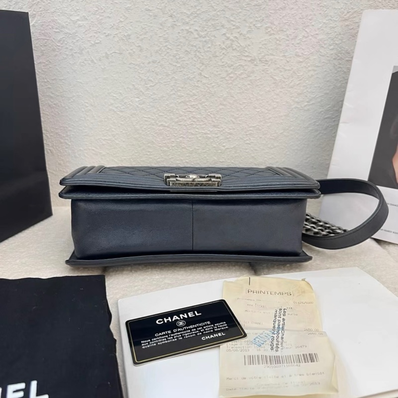 Chanel le boy medium size 25cm-2