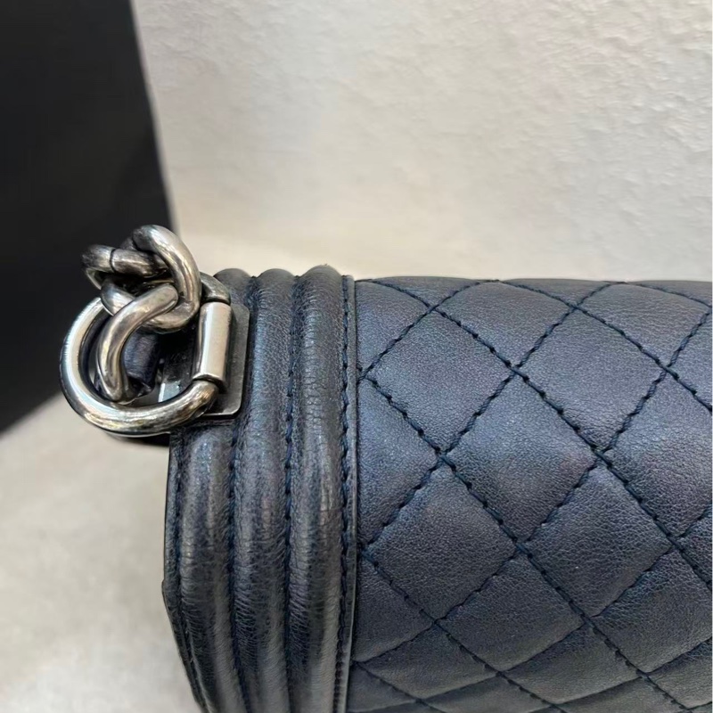 Chanel le boy medium size 25cm-16