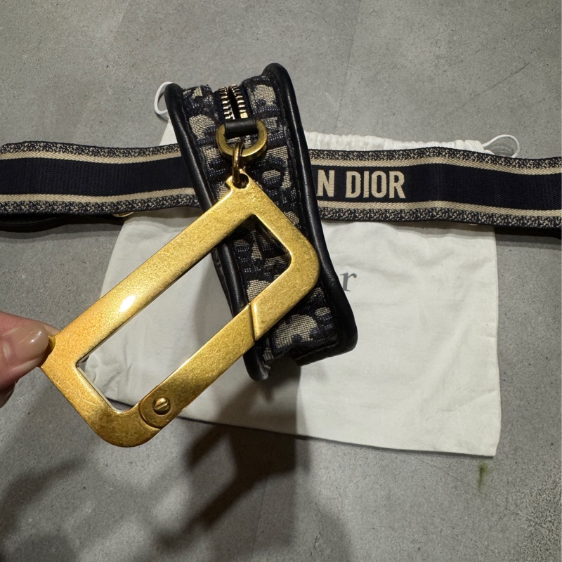 斷捨離~dior oblique 老花大D 手拿相機包+背帶 約8成新-3