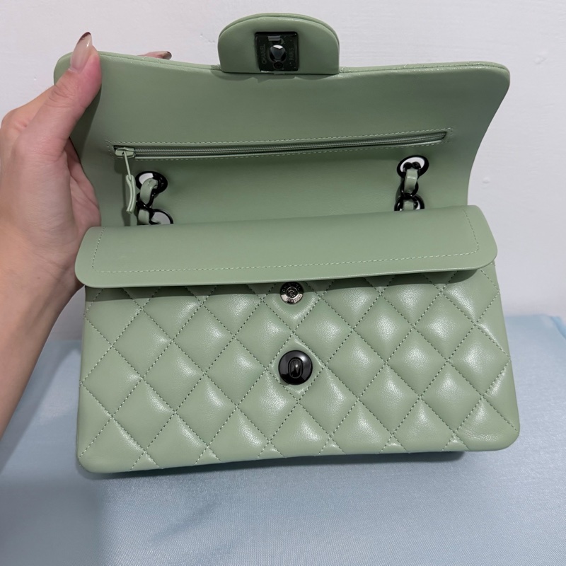 CHANEL CF23 so black 青蘋果綠 限定款-6