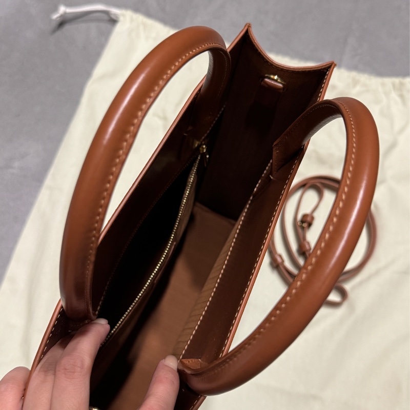 斷捨離~LOEWE 全新 A4 皮革tote 棕色-2