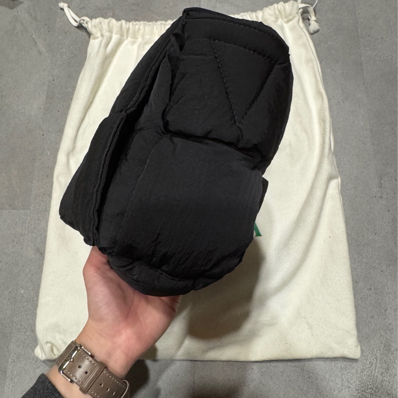 斷捨離～BV 黑色尼龍cassette 約8成新-1