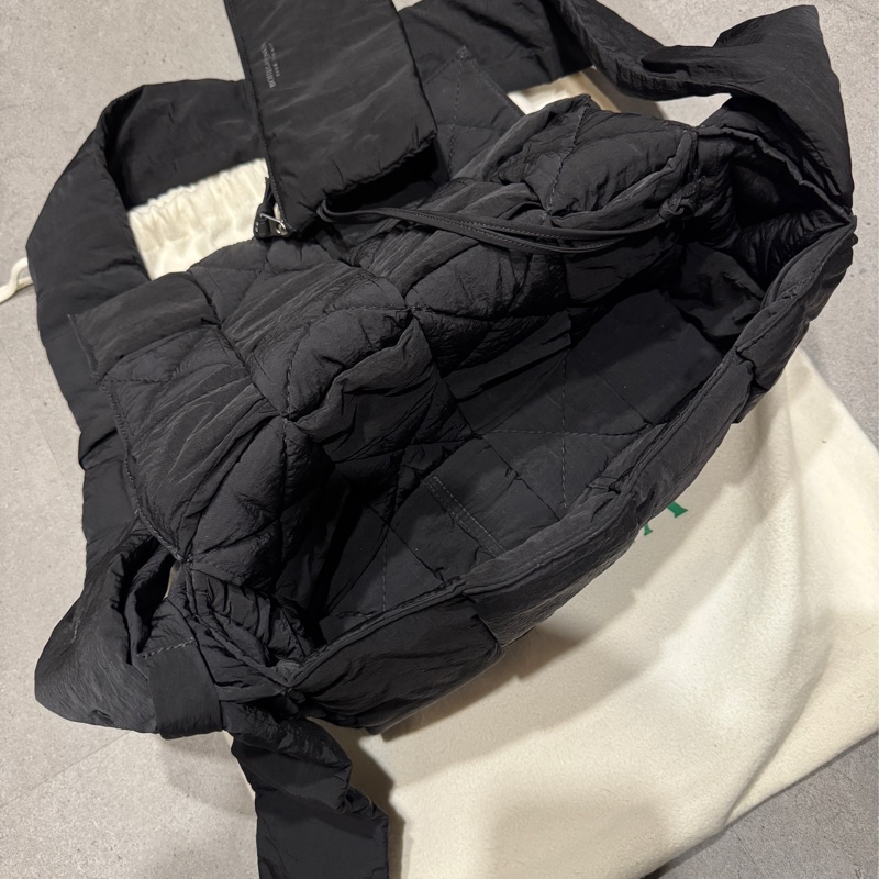 斷捨離～BV 黑色尼龍cassette 約8成新-5