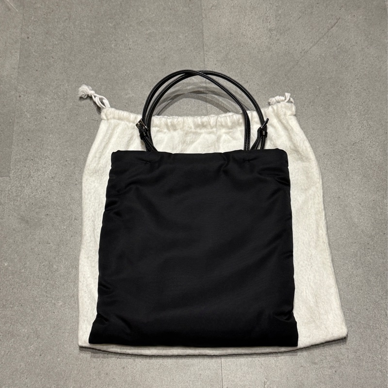 斷捨離～Prada黑色尼龍手提斜背包 約8成新-1