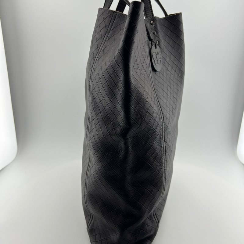 葆蝶家黑色編織托特包 單肩款-6