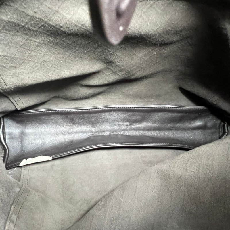 葆蝶家黑色編織托特包 單肩款-16