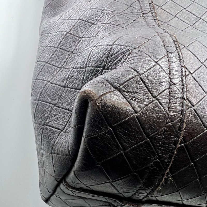 葆蝶家黑色編織托特包 單肩款-21