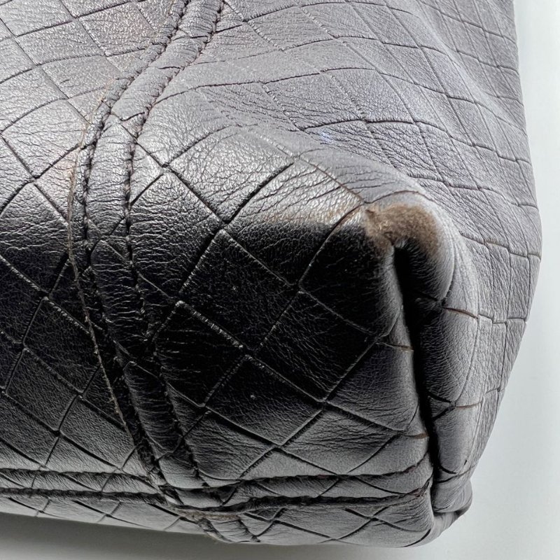 葆蝶家黑色編織托特包 單肩款-24