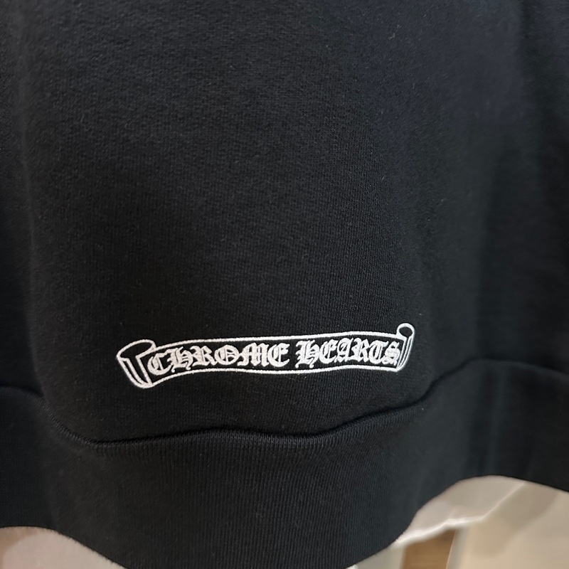 克羅心 chrome hearts 捲軸 英文 字體 外套 連帽外套-8