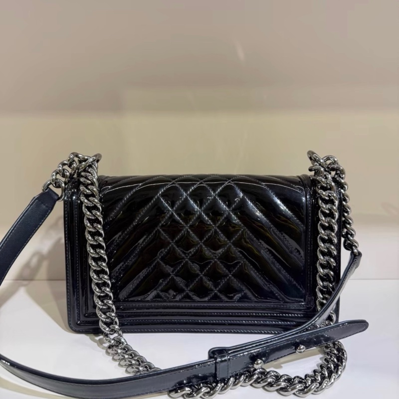 CHANEL LE BOY MEDIUM BLACK-4
