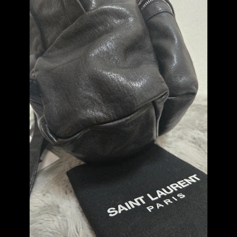 YSL Saint Laurent 聖羅蘭 全皮革 黑色 後背包-23