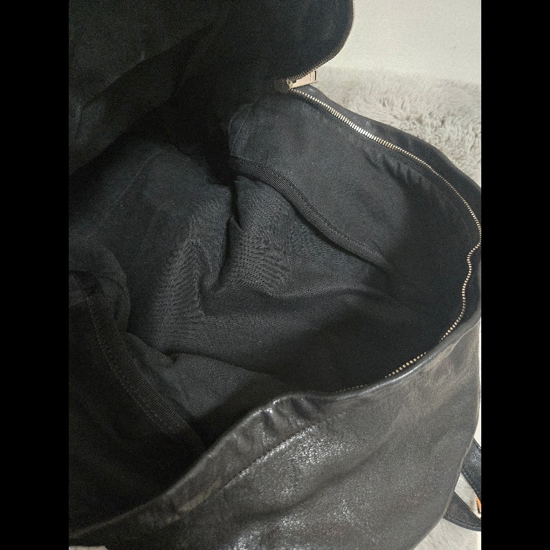 YSL Saint Laurent 聖羅蘭 全皮革 黑色 後背包-26