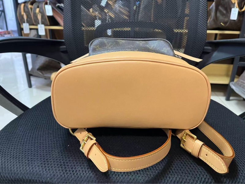 【90%新✨全網最平】LV Montsouris  老花抽繩系帶書包｜背包｜雙肩包-9