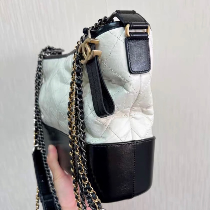 【99%新 ✨ 全網最低價！】 26開 Chanel 流浪包 黑白 熊貓配色 中號 有保卡配件 近全新-3