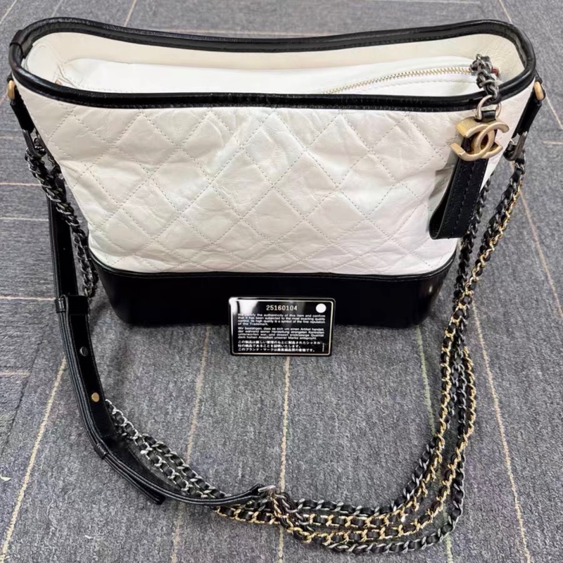 【99%新 ✨ 全網最低價！】 26開 Chanel 流浪包 黑白 熊貓配色 中號 有保卡配件 近全新-7