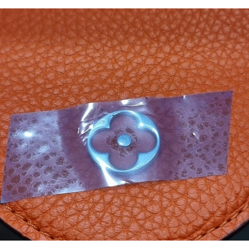 【包稅】LOUIS VUITTON GM 全新 Capucines 手提包-13